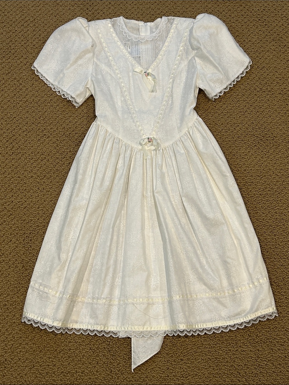 Vintage Gunne Sax Girls White Prairie Dress size 7 Floral Lace Ribbon Bow
